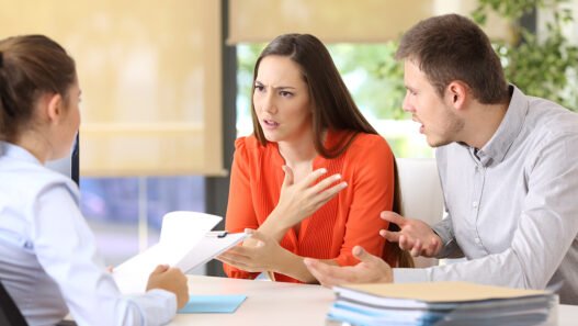 Hiring a Divorce Lawyer